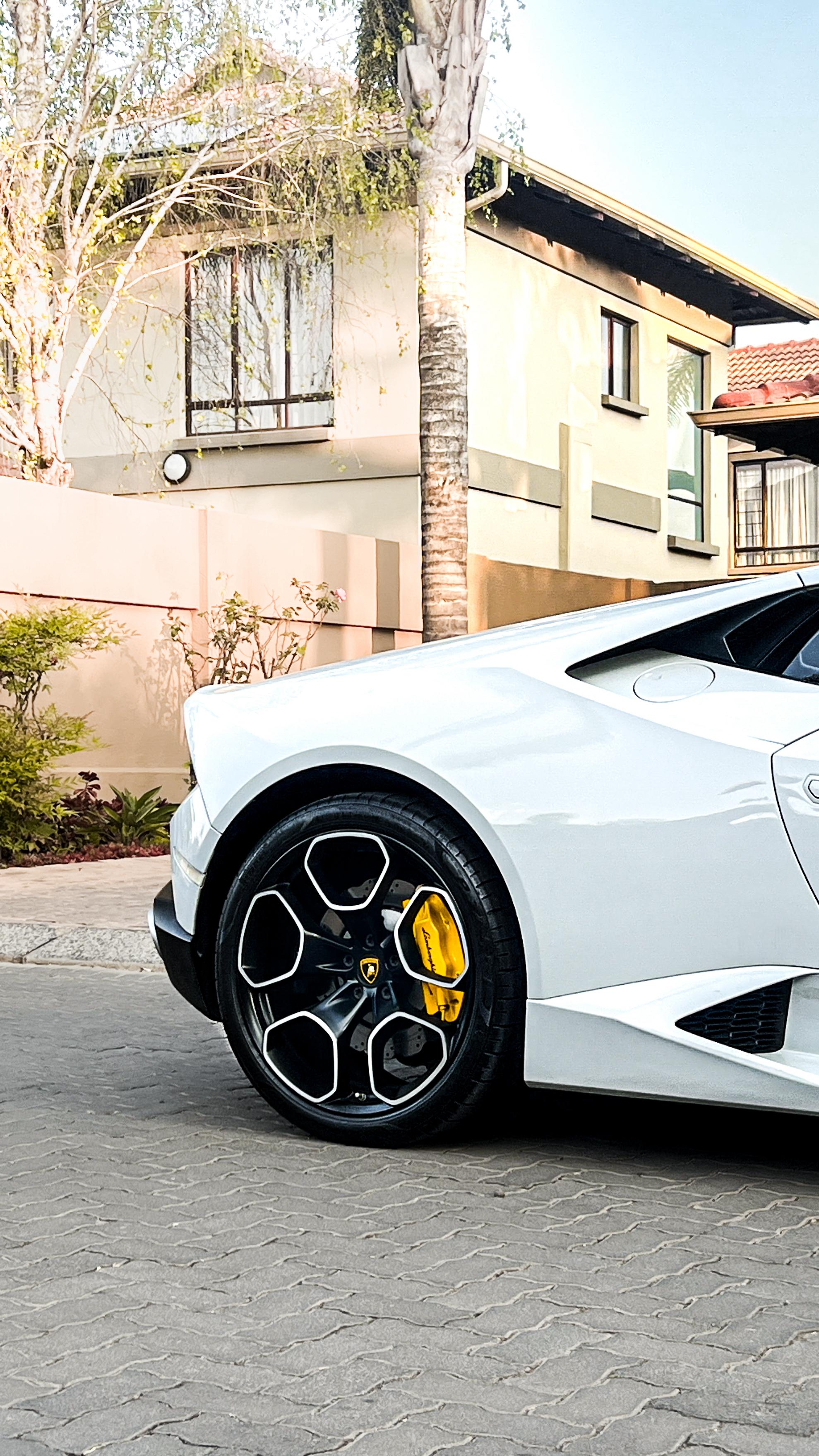 Lamborghini Huracan Side